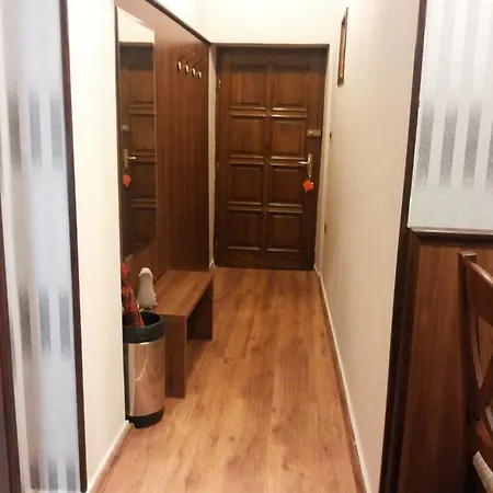 Old Gold Apartment